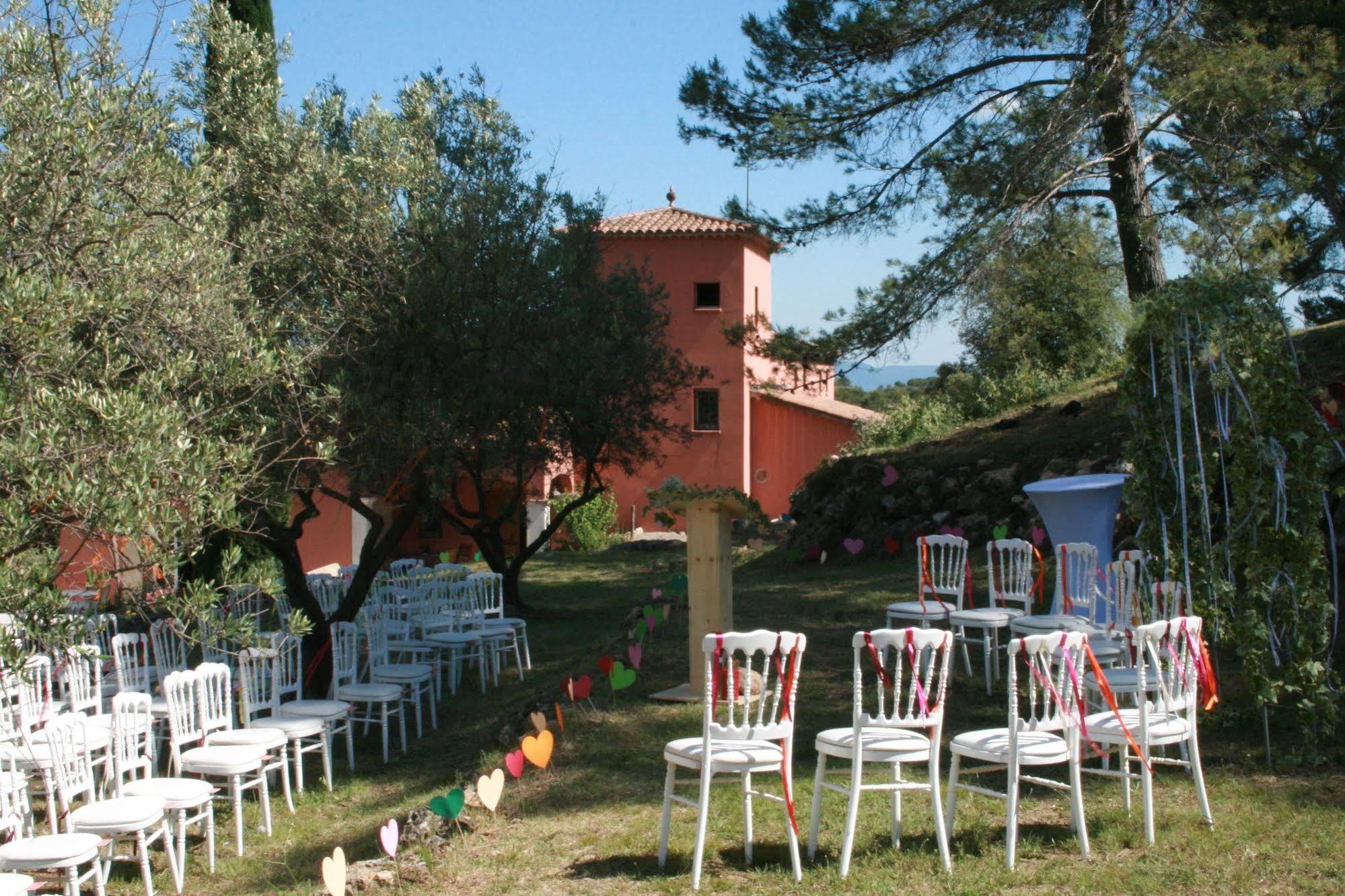 Domaine Rabiega Hotel Flayosc Buitenkant foto